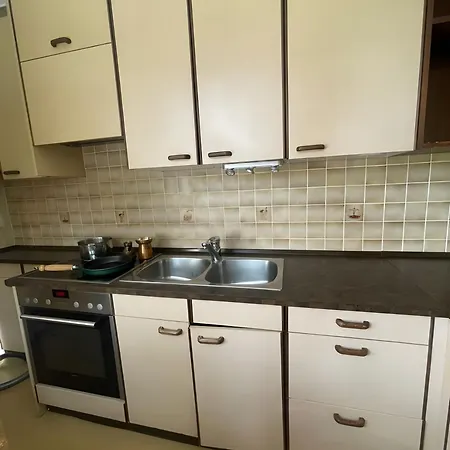 Apartament Gruen Und Ruhig